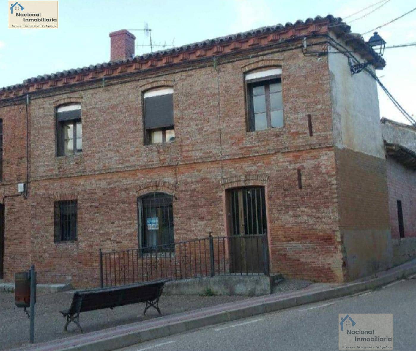 3 bedroom Townhouse for sale in Villacarralon - € 17,200 (Ref: 9765385)
