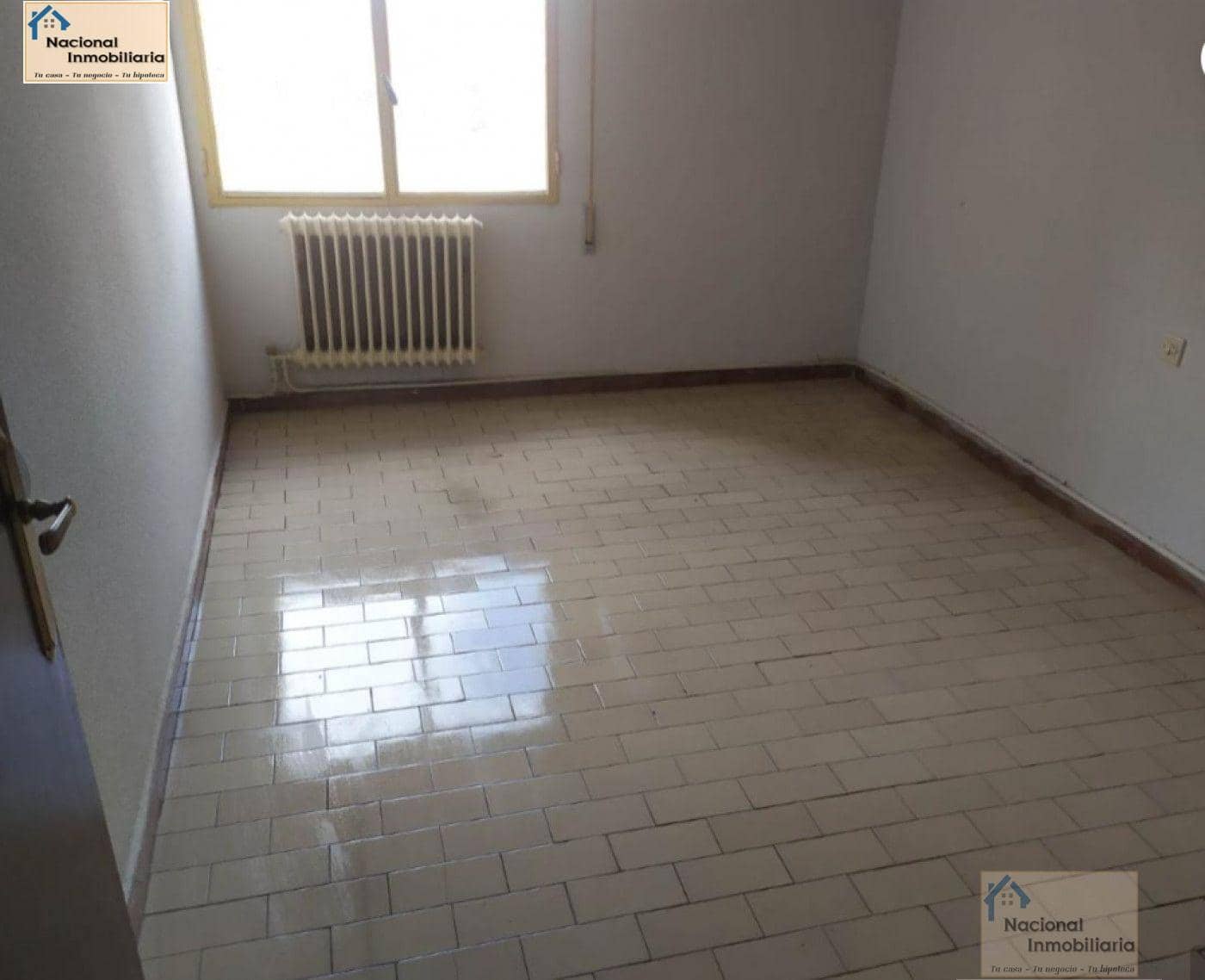 3 soveværelse Lejlighed til salg i Segovia by - € 70.000 (Ref: 9765386)