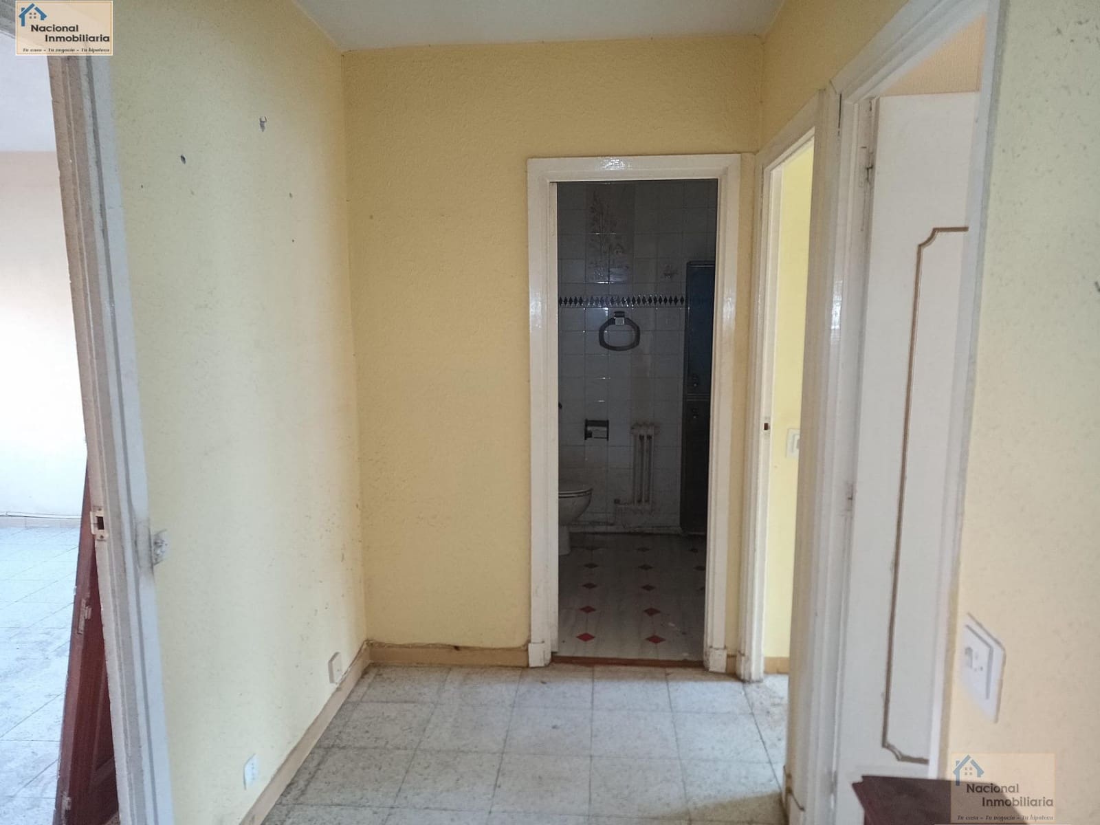 3 soveværelse Lejlighed til salg i Segovia by - € 70.000 (Ref: 9765386)