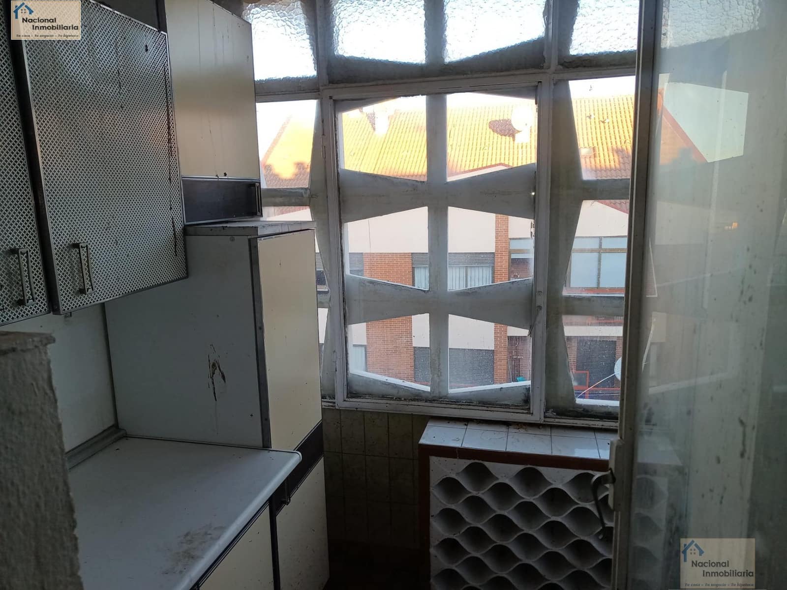 3 soveværelse Lejlighed til salg i Segovia by - € 70.000 (Ref: 9765386)