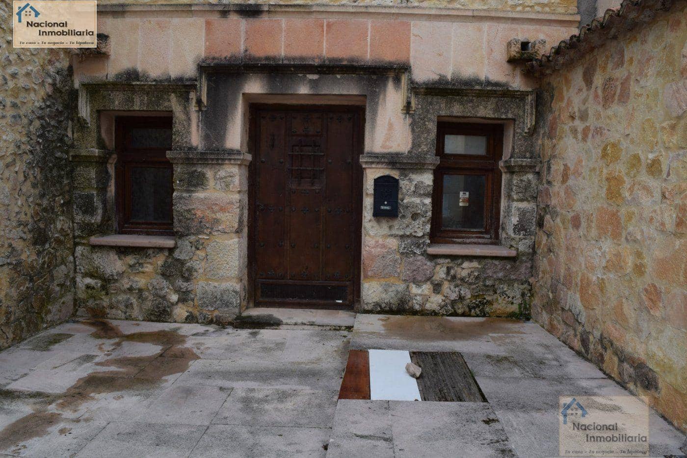 8 bedroom Commercial for sale in Sepulveda - € 790,000 (Ref: 9765388)