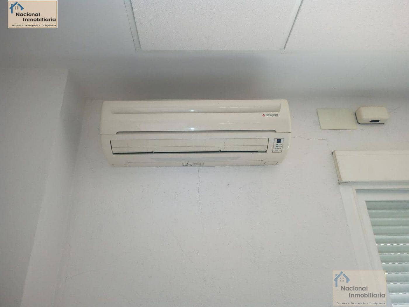 1 bedroom Commercial for sale in Santa Maria del Tietar - € 39,900 (Ref: 9765391)