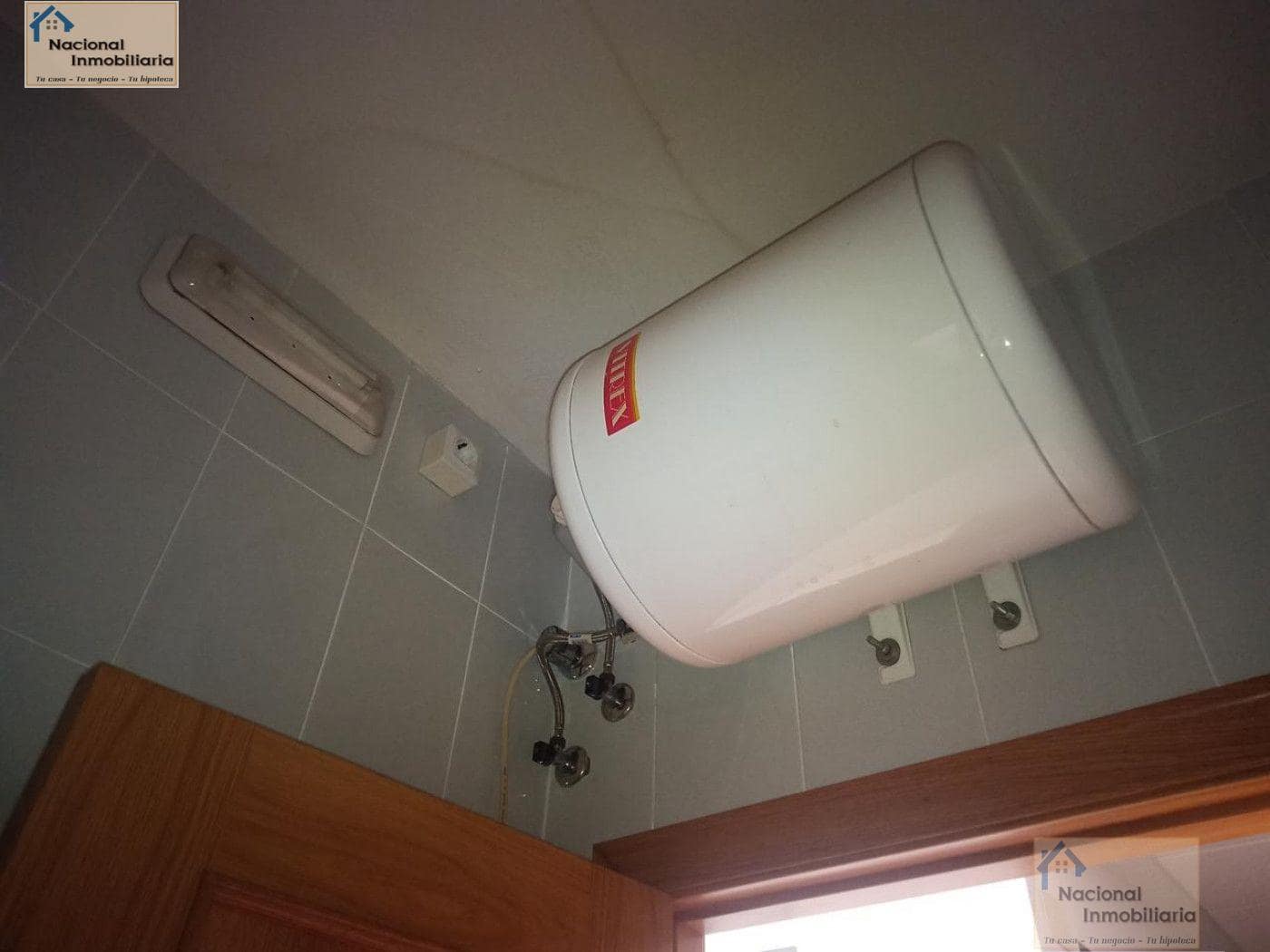 1 bedroom Commercial for sale in Santa Maria del Tietar - € 39,900 (Ref: 9765391)