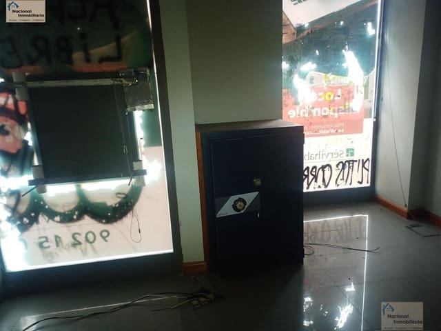 Commercial for sale in Valladolid city - € 149,900 (Ref: 9765393)