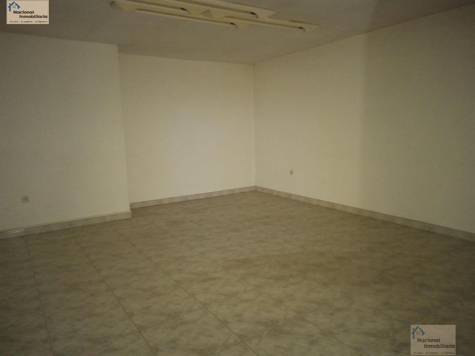 Commercial for sale in Valladolid city - € 595,000 (Ref: 9765394)