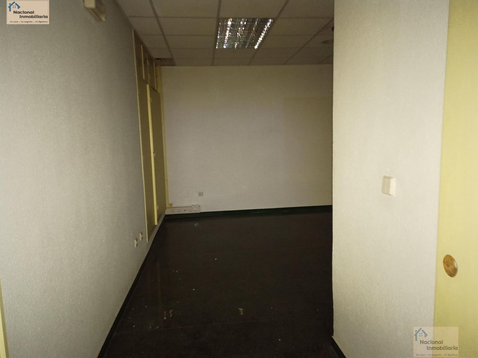 Commercial for sale in Valladolid city - € 595,000 (Ref: 9765394)