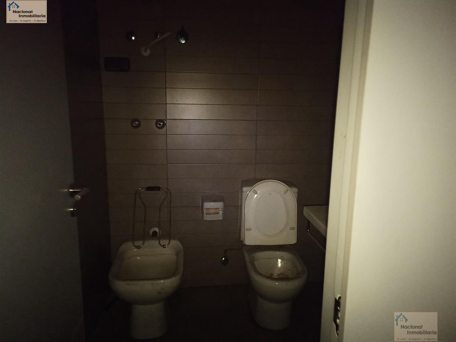 Commercial for sale in Valladolid city - € 160,000 (Ref: 9765395)