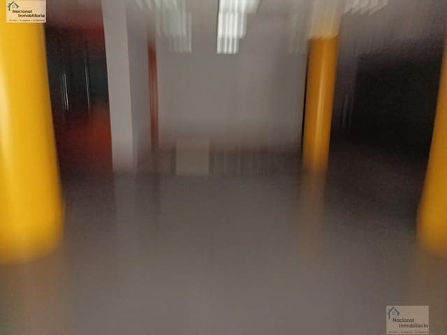 Commercial for sale in Valladolid city - € 189,000 (Ref: 9765396)