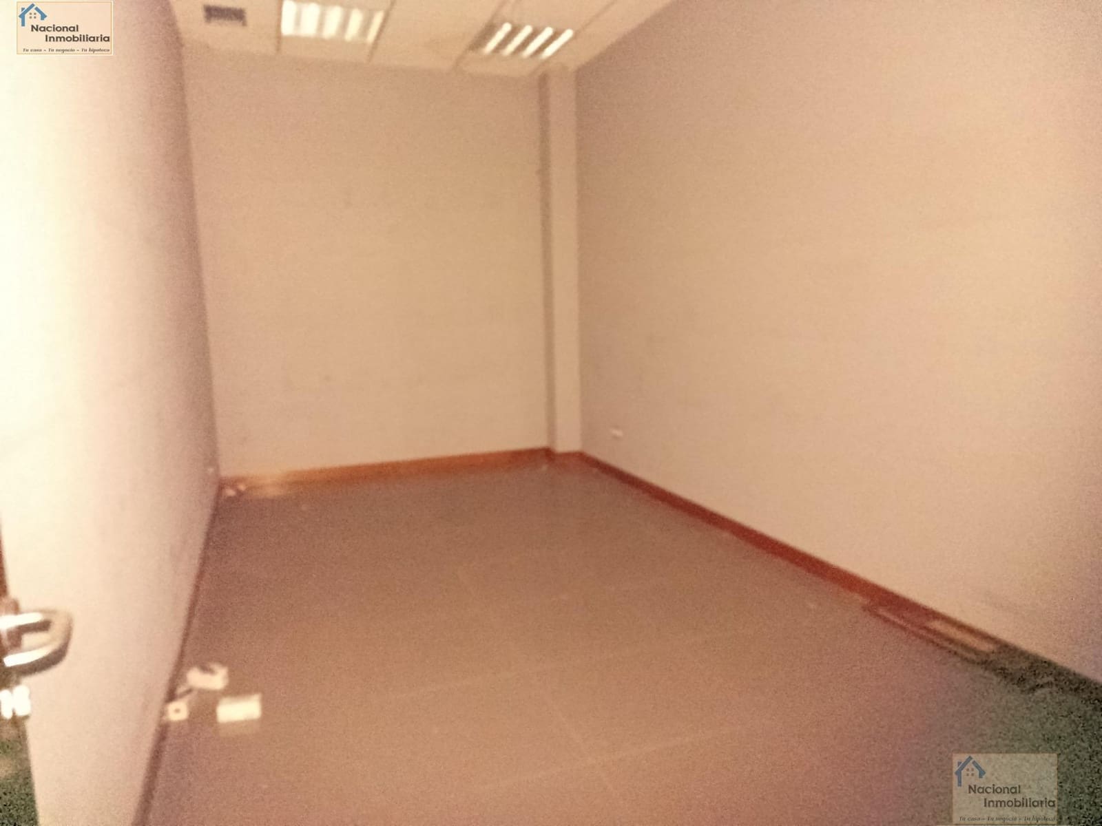 Commercial for sale in Valladolid city - € 189,000 (Ref: 9765396)