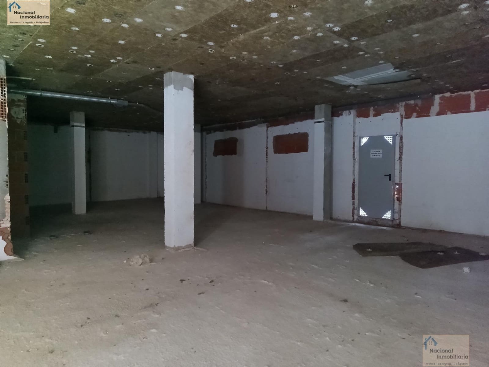 Commercial for sale in Laguna de Duero with garage - € 141,500 (Ref: 9765401)