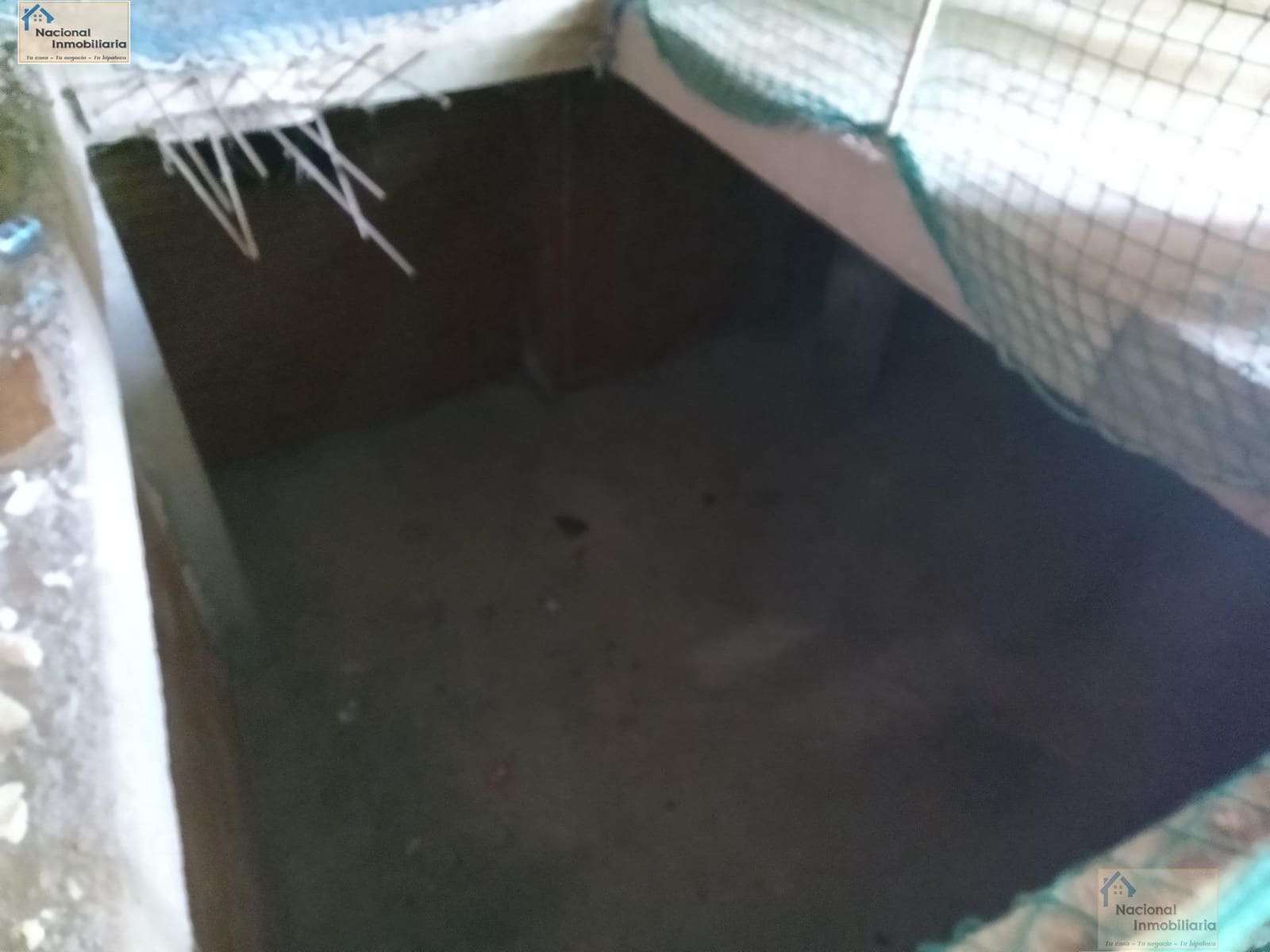 Commercial for sale in Laguna de Duero with garage - € 141,500 (Ref: 9765401)