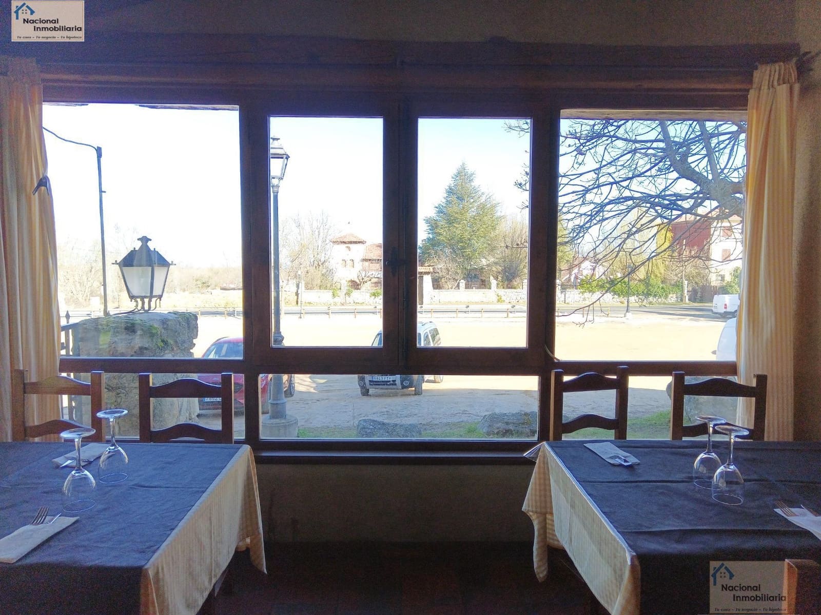 8 bedroom Commercial for sale in Collado Hermoso with garage - € 1,100,000 (Ref: 9765403)