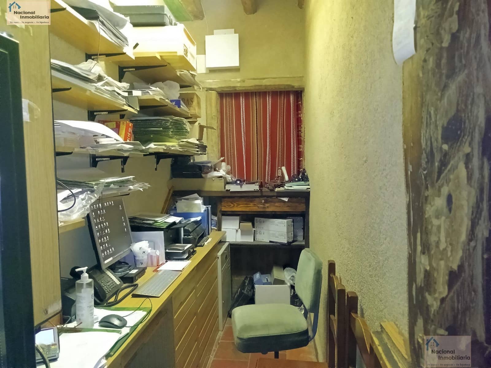 8 bedroom Commercial for sale in Collado Hermoso with garage - € 1,100,000 (Ref: 9765403)