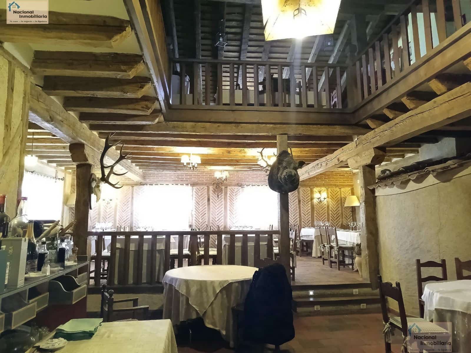 8 bedroom Commercial for sale in Collado Hermoso with garage - € 1,100,000 (Ref: 9765403)