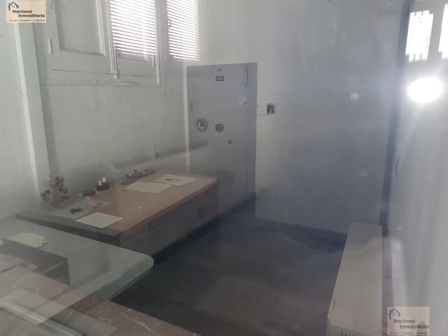 Commercial for sale in Gómara - € 16,000 (Ref: 9765404)