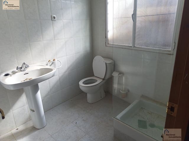 Commercial for sale in Gómara - € 16,000 (Ref: 9765404)