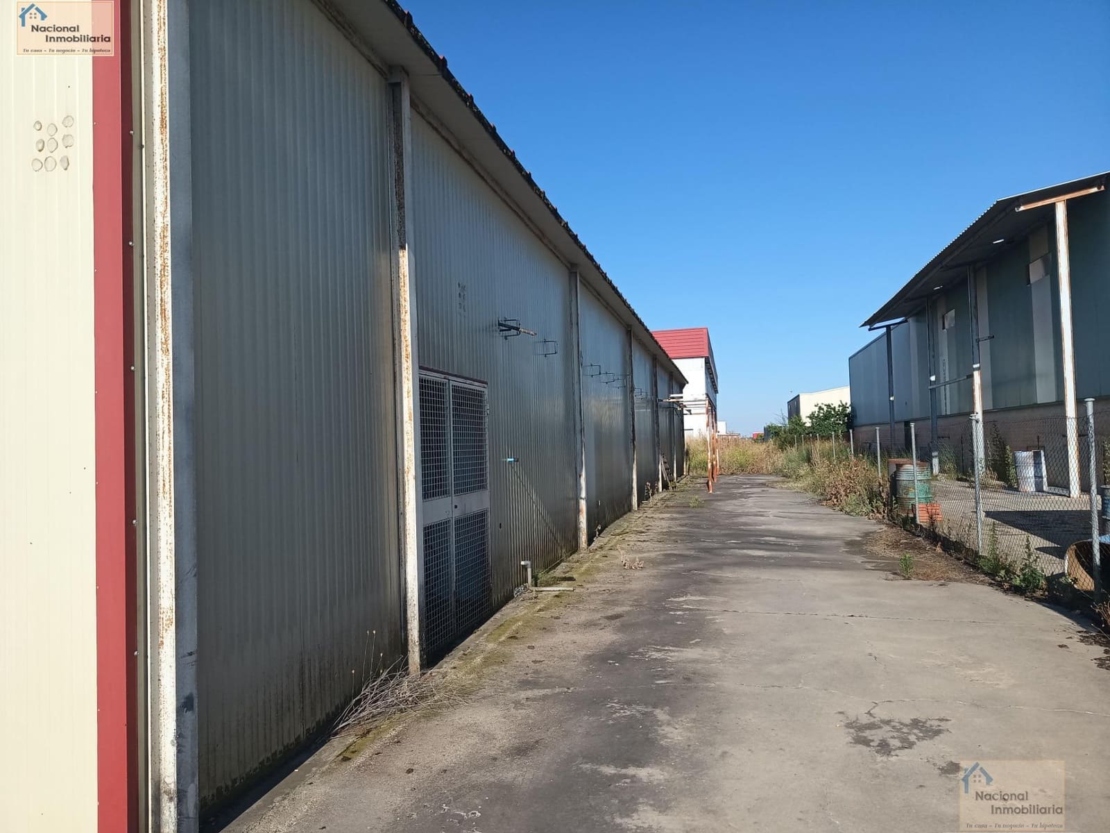 Business for sale in Olmedo - € 199,500 (Ref: 9765408)