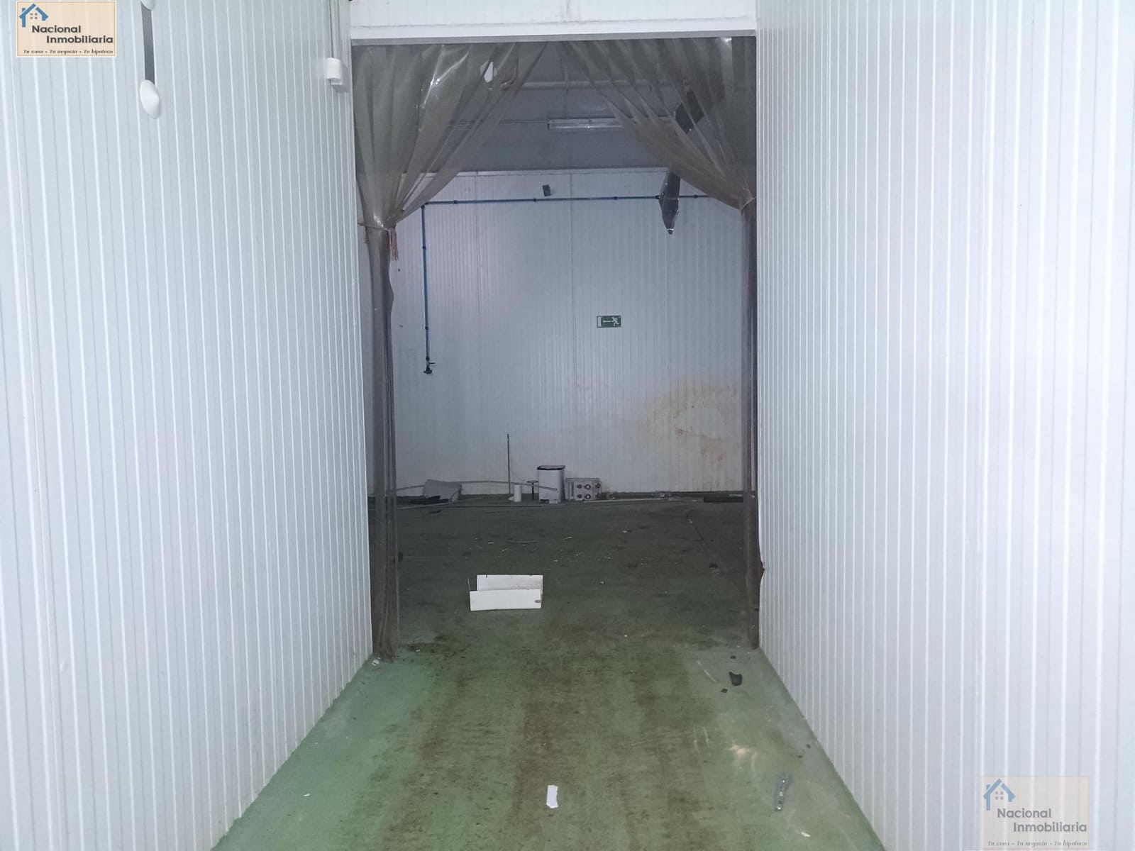 Business for sale in Olmedo - € 199,500 (Ref: 9765408)