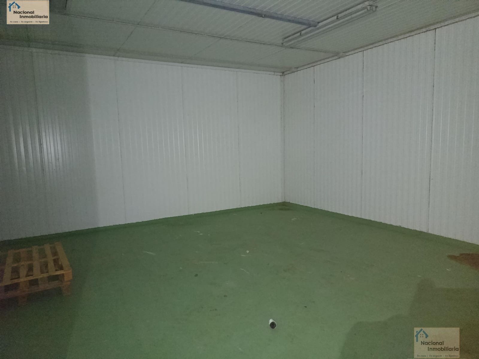 Business for sale in Olmedo - € 199,500 (Ref: 9765408)