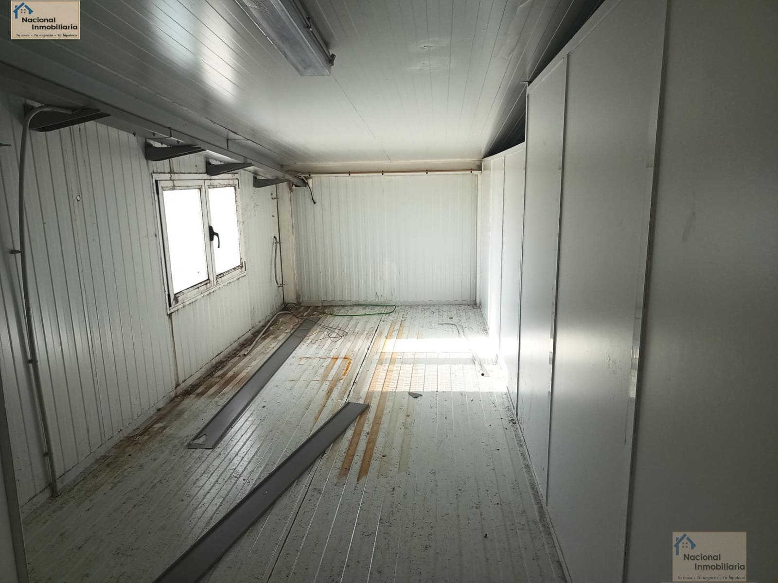 Business for sale in Olmedo - € 199,500 (Ref: 9765408)