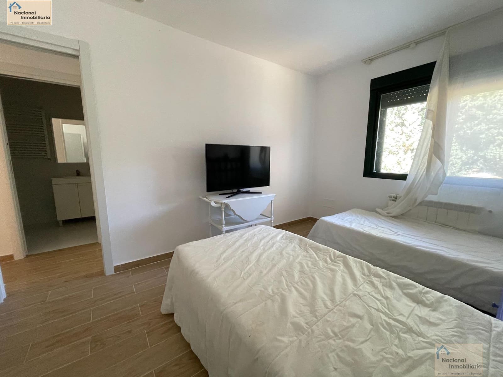 4 bedroom Villa for sale in Los Angeles de San Rafael - € 297,000 (Ref: 9765409)