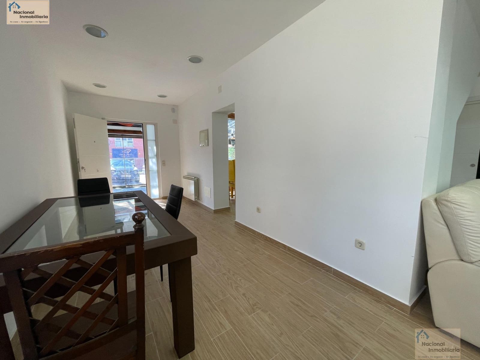 4 bedroom Villa for sale in Los Angeles de San Rafael - € 297,000 (Ref: 9765409)