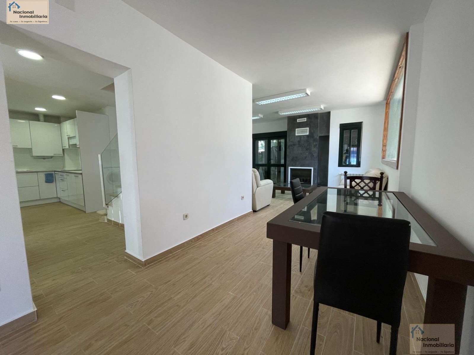 4 bedroom Villa for sale in Los Angeles de San Rafael - € 297,000 (Ref: 9765409)