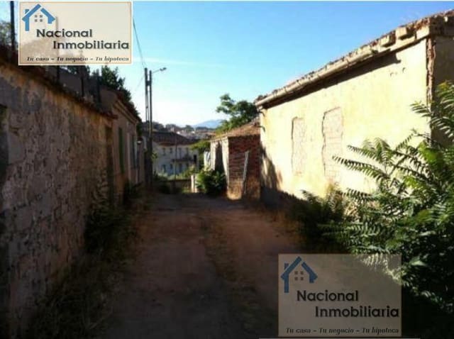 Building Plot for sale in Segovia city - € 65,000 (Ref: 9765412)