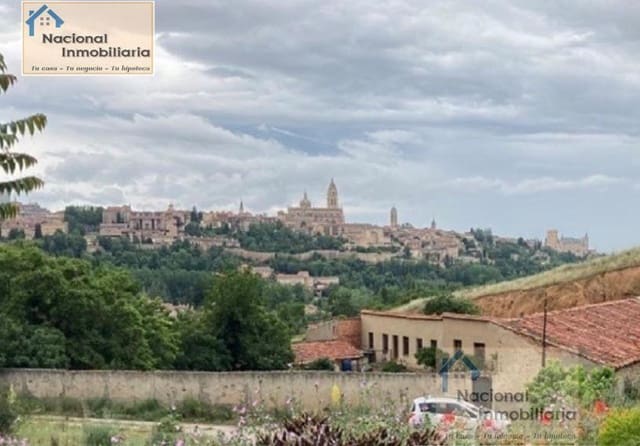 Building Plot for sale in Segovia city - € 65,000 (Ref: 9765412)
