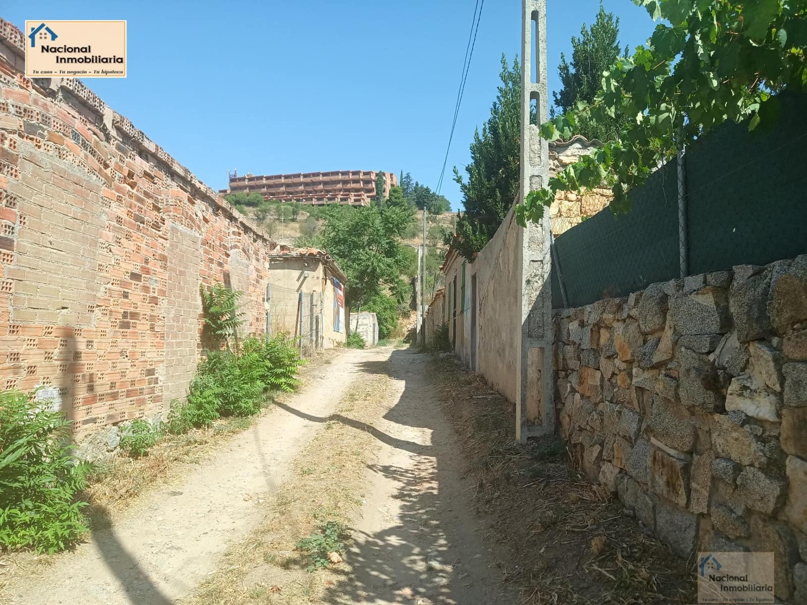 Building Plot for sale in Segovia city - € 65,000 (Ref: 9765412)