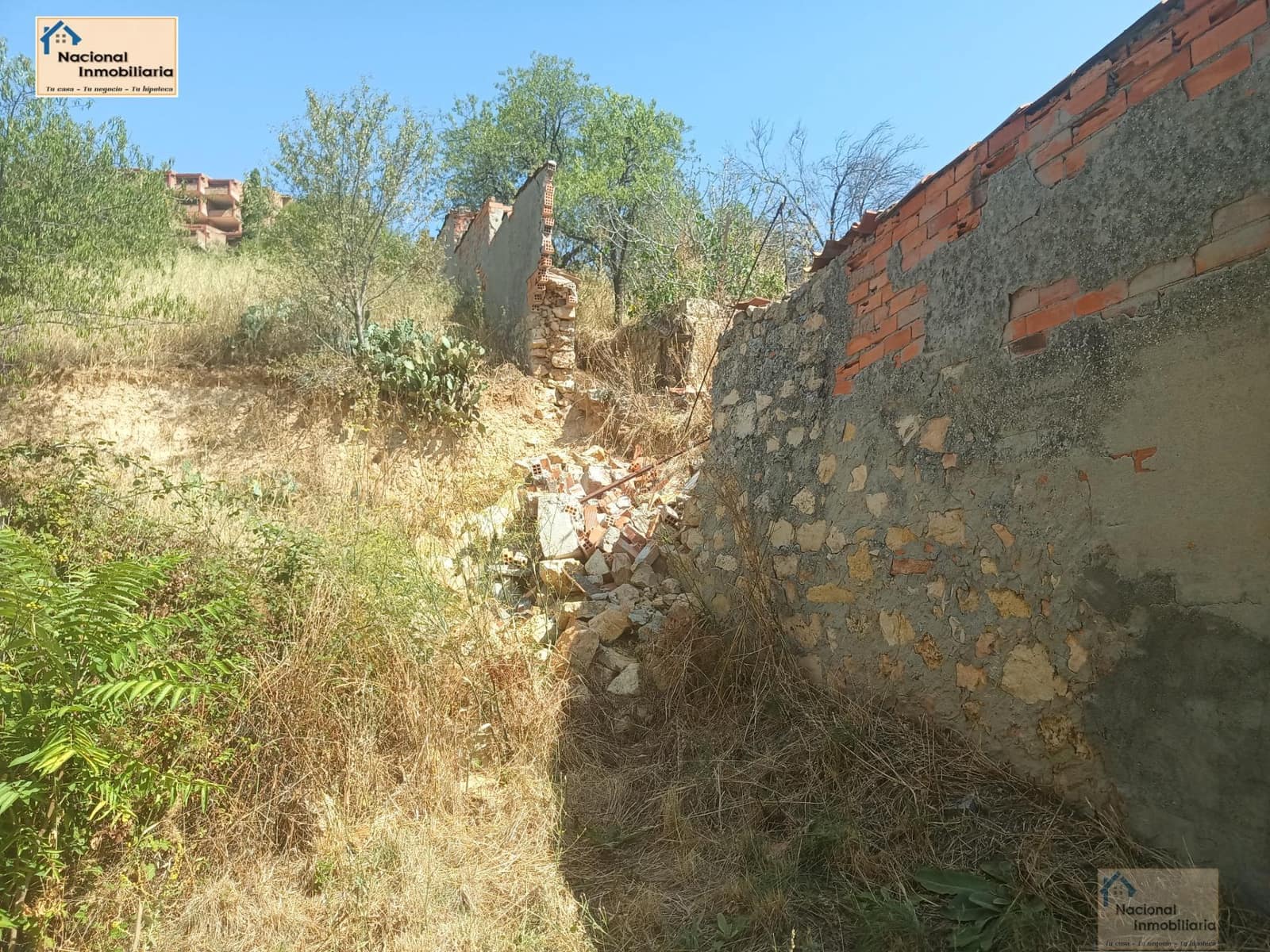 Building Plot for sale in Segovia city - € 65,000 (Ref: 9765412)