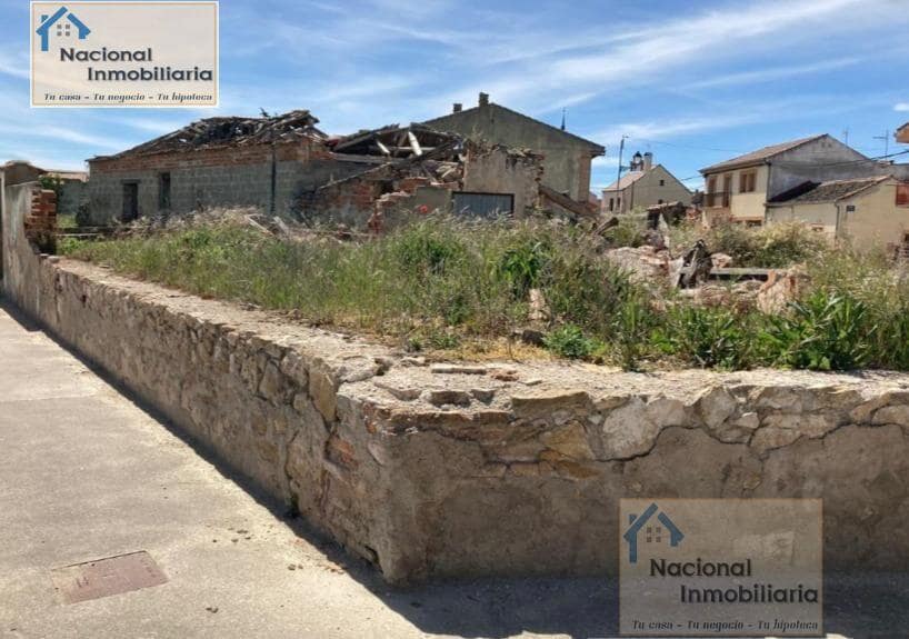 Building Plot for sale in Cantimpalos - € 65,000 (Ref: 9765413)