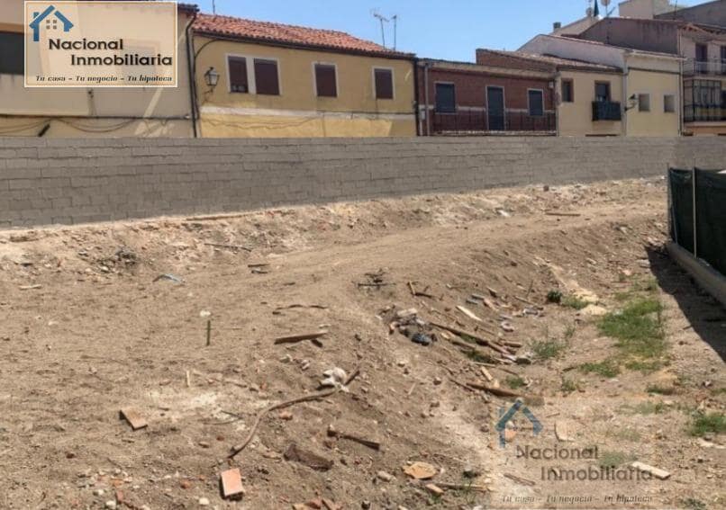 Building Plot for sale in Arevalo - € 98,000 (Ref: 9765421)