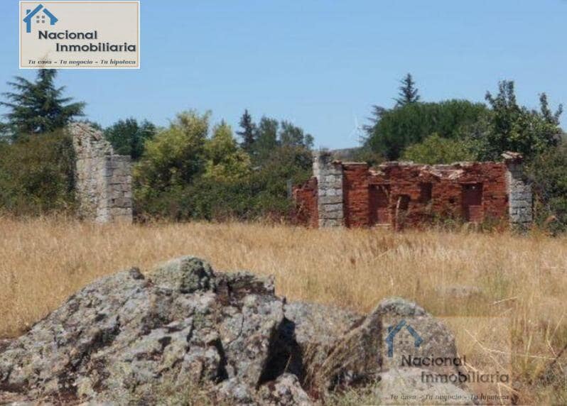 Building Plot for sale in Herradon de Pinares - € 92,000 (Ref: 9765422)