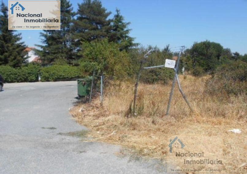 Building Plot for sale in Herradon de Pinares - € 92,000 (Ref: 9765422)