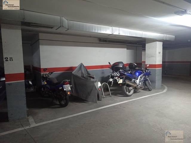 Garage for sale in Medina del Campo - € 9,900 (Ref: 9765426)