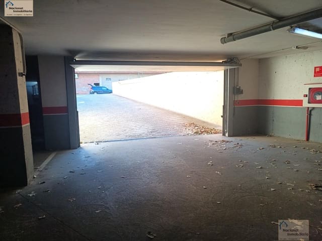 Garage for sale in Medina del Campo - € 9,900 (Ref: 9765426)