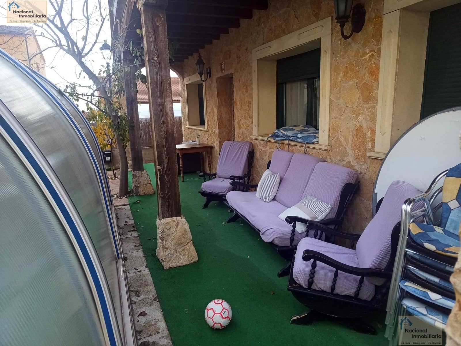 6 bedroom Villa for sale in Palazuelos de Eresma with pool garage - € 549,000 (Ref: 9765427)