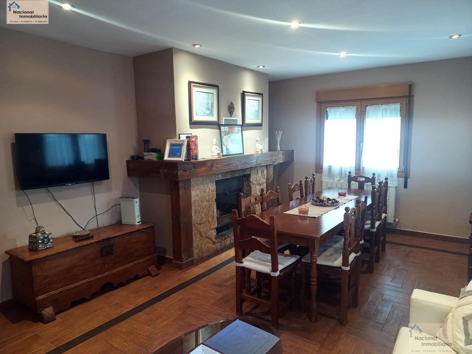 6 bedroom Villa for sale in Palazuelos de Eresma with pool garage - € 549,000 (Ref: 9765427)