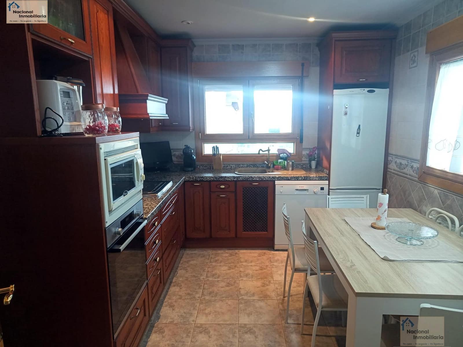 6 bedroom Villa for sale in Palazuelos de Eresma with pool garage - € 549,000 (Ref: 9765427)