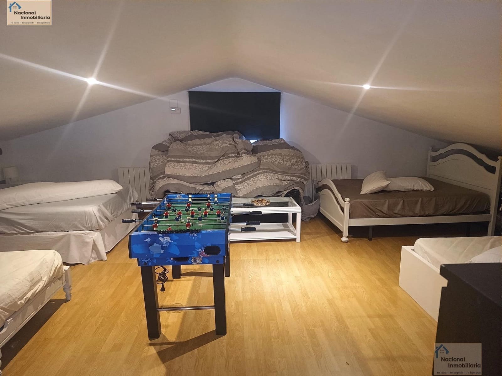 6 bedroom Villa for sale in Palazuelos de Eresma with pool garage - € 549,000 (Ref: 9765427)