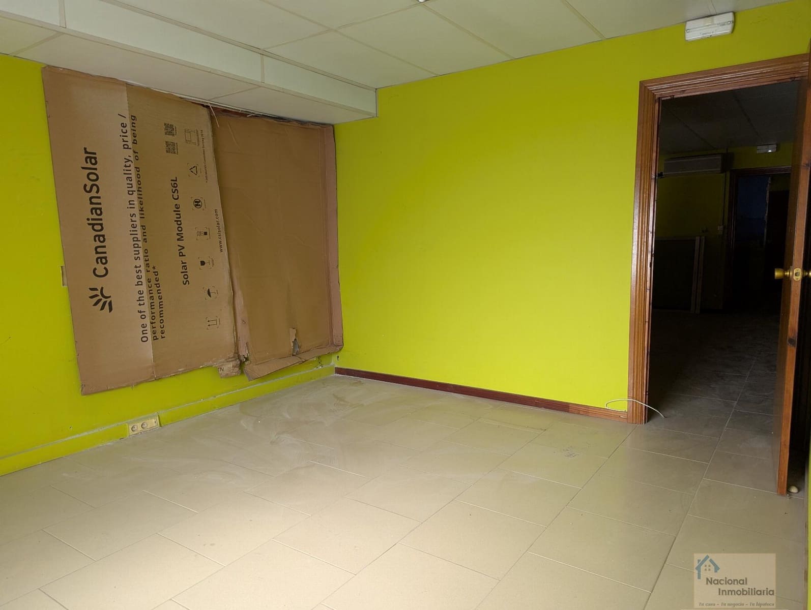 Commercial for sale in Pesquera de Duero with pool - € 250,000 (Ref: 9765430)