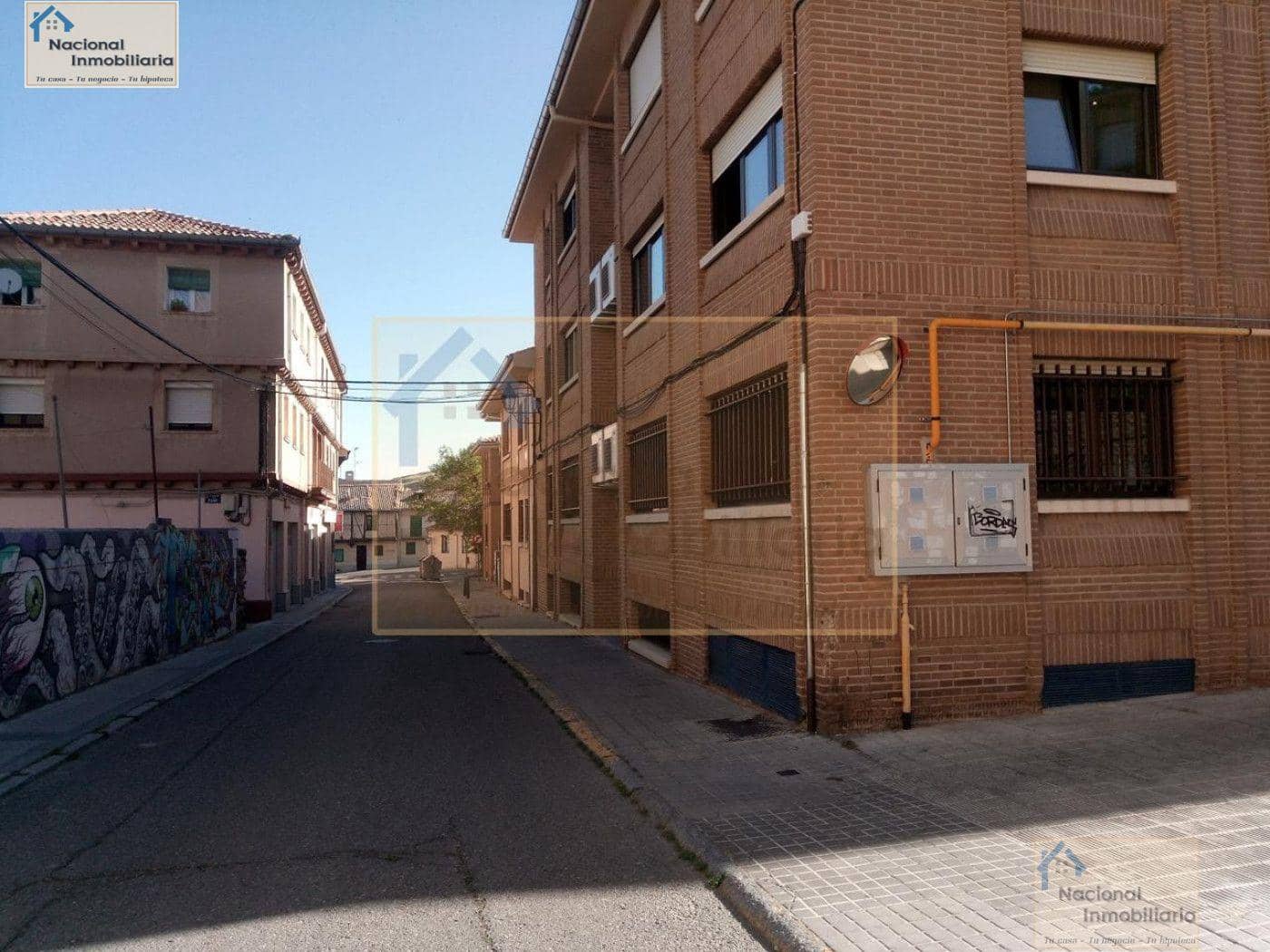 Commercial for sale in Segovia city - € 800,000 (Ref: 9765432)