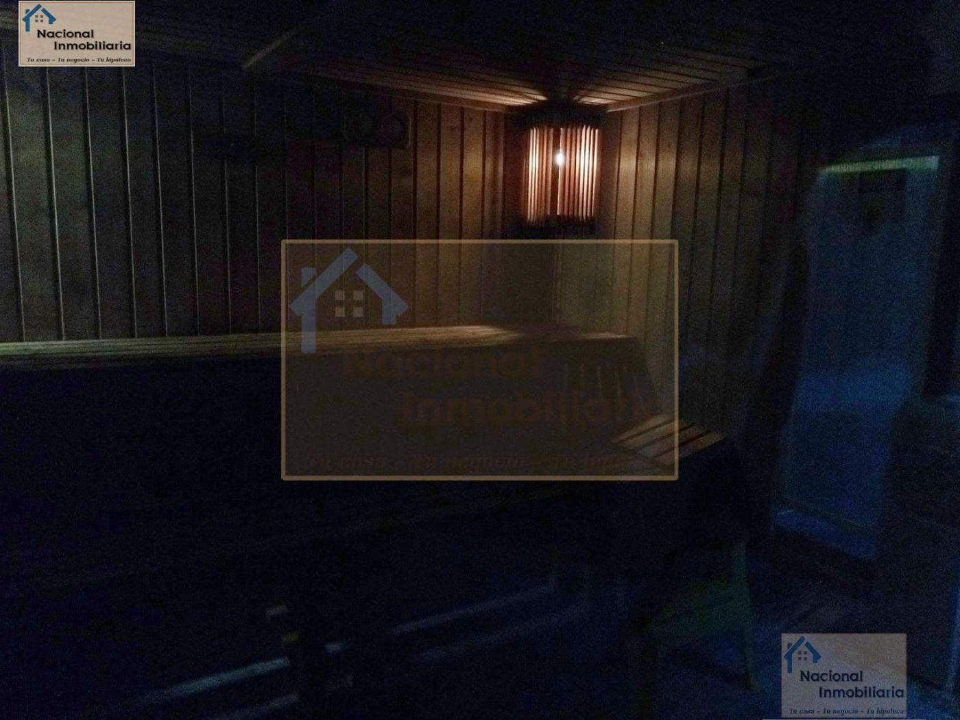 Commercial for sale in Segovia city - € 800,000 (Ref: 9765432)