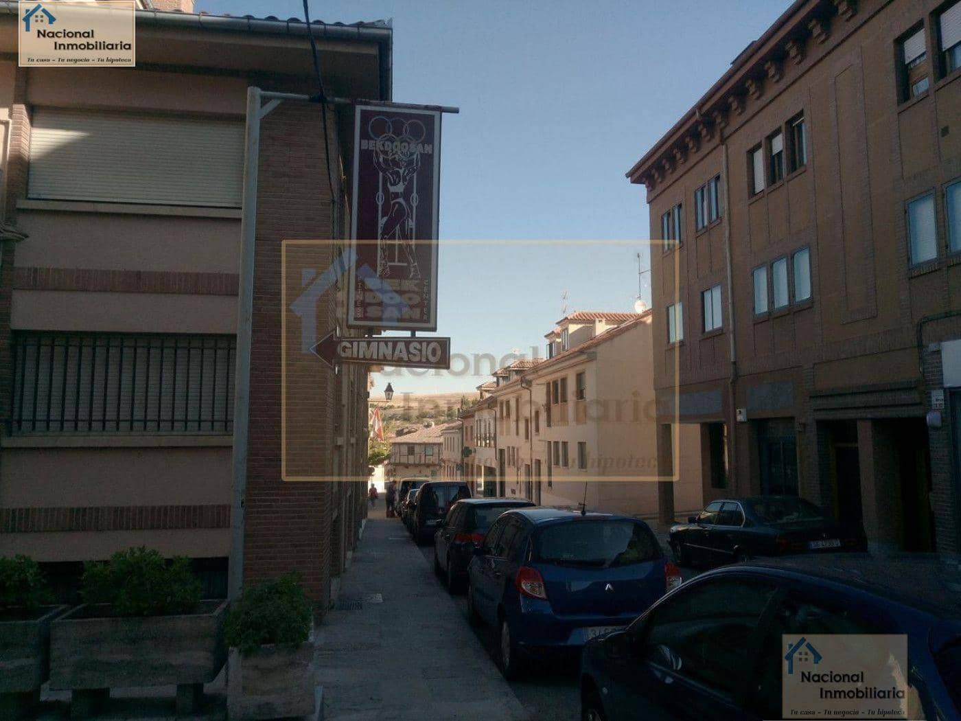 Commercial for sale in Segovia city - € 800,000 (Ref: 9765432)