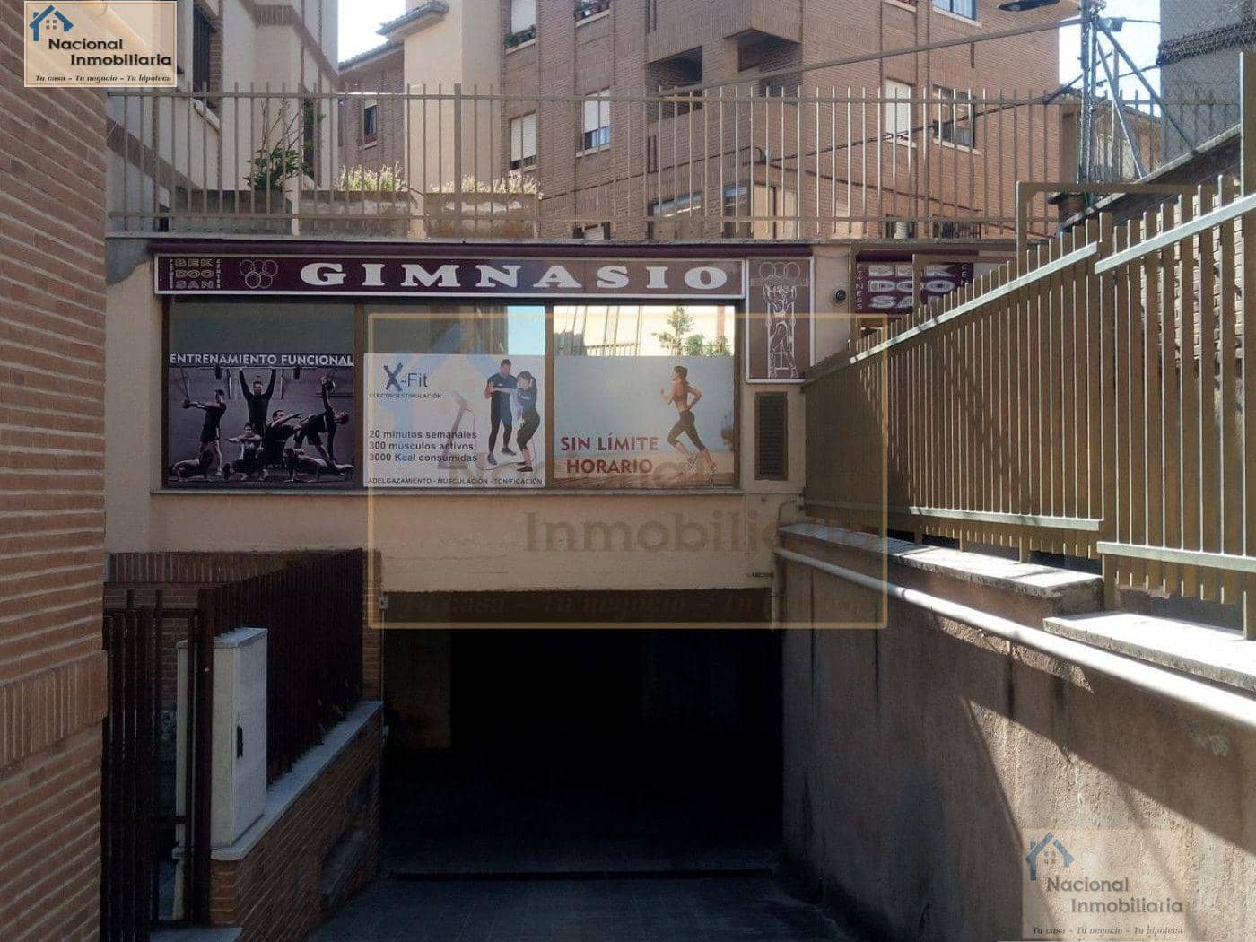 Commercial for sale in Segovia city - € 800,000 (Ref: 9765432)