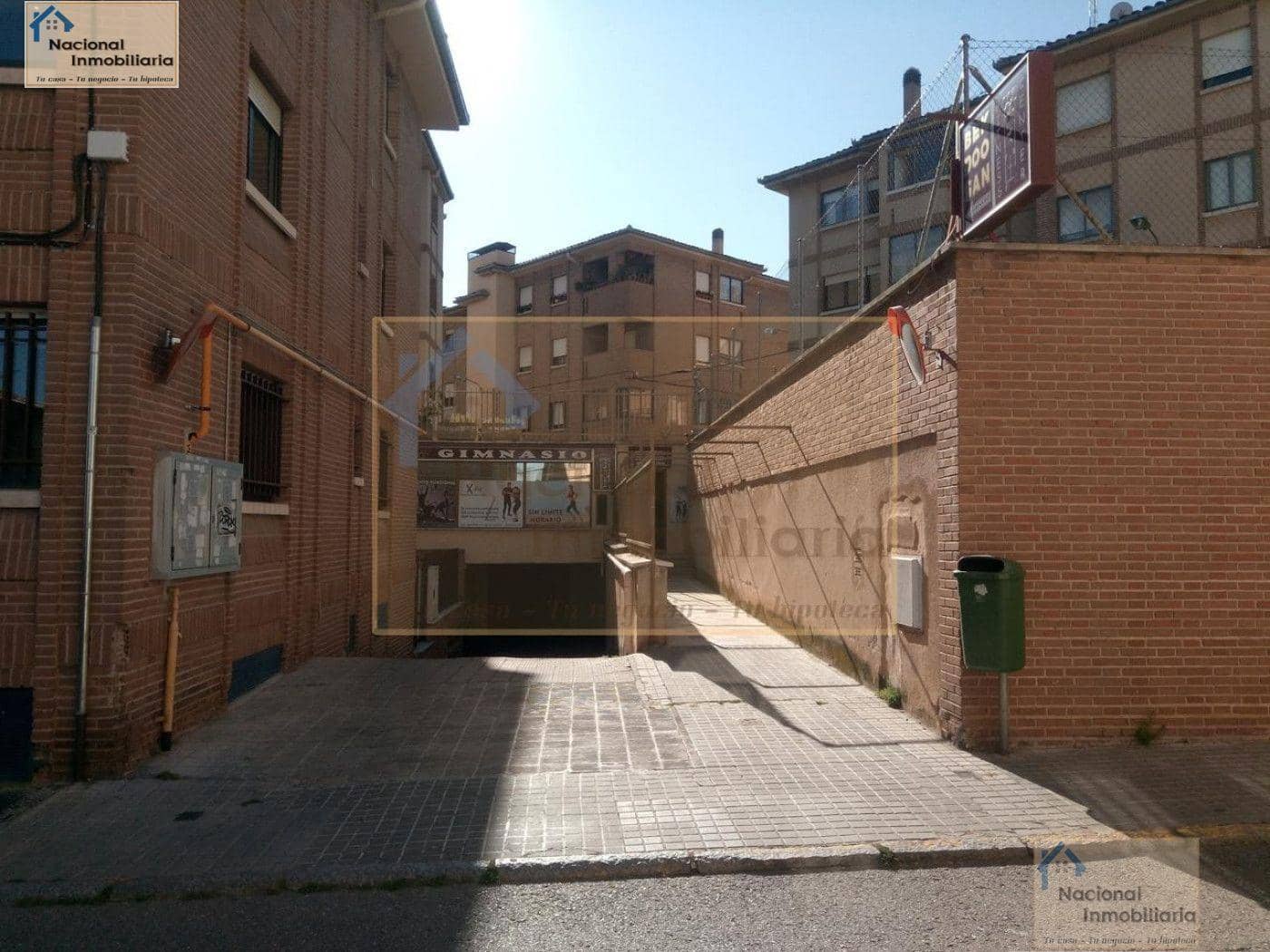 Commercial for sale in Segovia city - € 800,000 (Ref: 9765432)