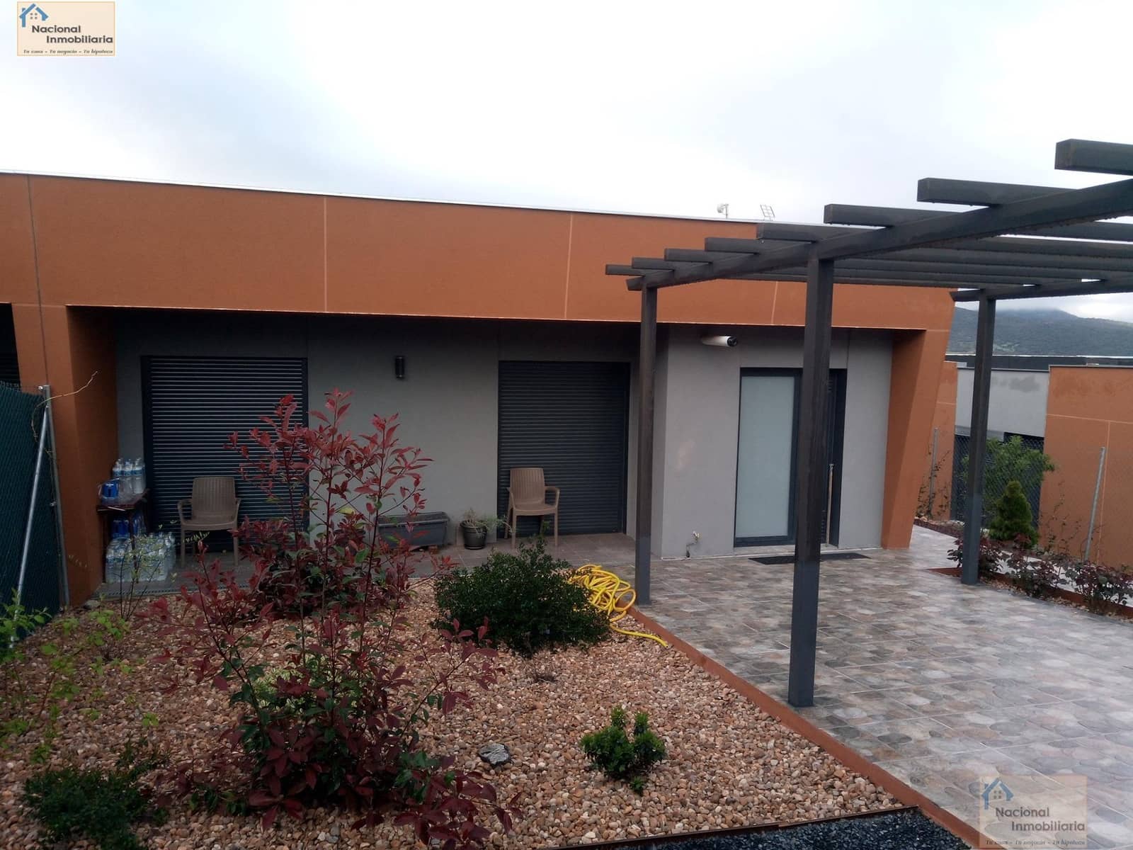 2 bedroom Villa for sale in Los Angeles de San Rafael - € 245,000 (Ref: 9765433)