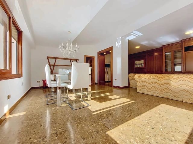 4 soveværelse Lejlighed til salg i Centro Urbano, Dénia - € 375.000 (Ref: 10033595)