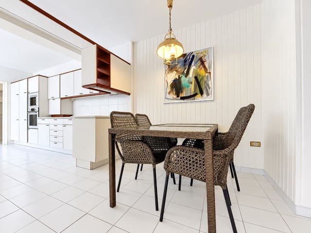 4 soveværelse Lejlighed til salg i Centro Urbano, Dénia - € 375.000 (Ref: 10033595)